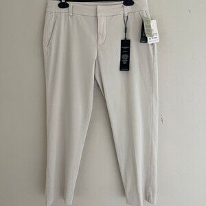 LIVERPOOL LOS ANGELES "Kelsey" Trousers in Cream/Roman Stone are NWT! Size 8/26